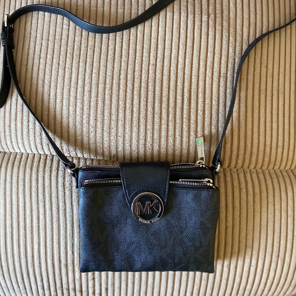 Authentic Michael Kors Crossbody